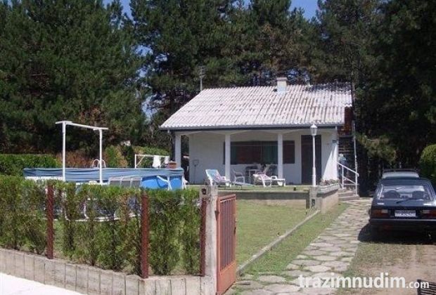Ceo apartman za samo 2500 din, Vinci na Dunavu
