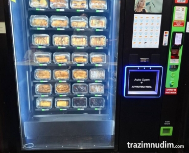 Prodajem vending mašinu TCN za prodaju raznih proizvoda, dimenzije 170 x 195 x 100
