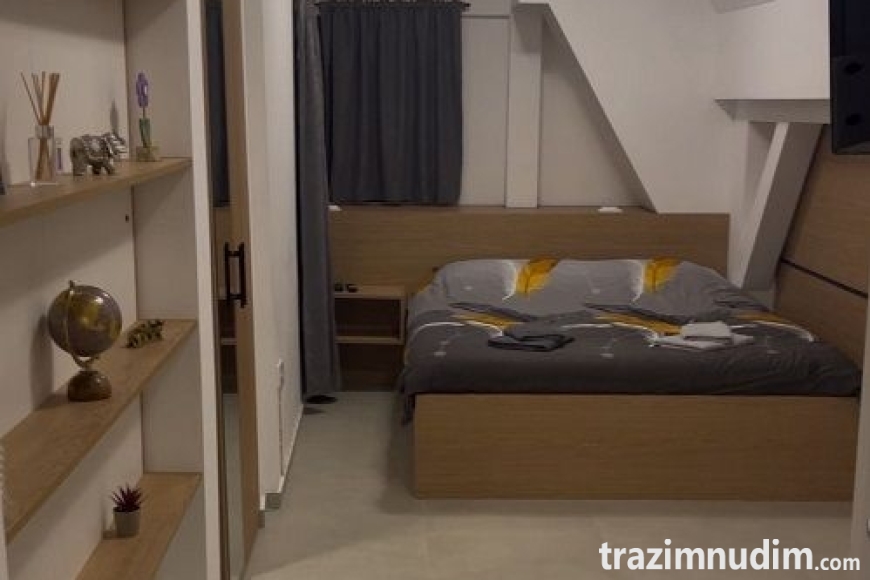 12 DivcibareM0726